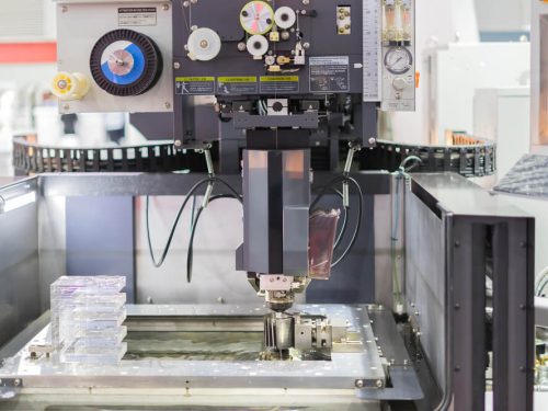 İzmir Kalıp İmalatı: Güvenilir Çözüm Ortağınız "Erensan Kalıp"