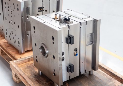 Plastik Enjeksiyon Kalıpları